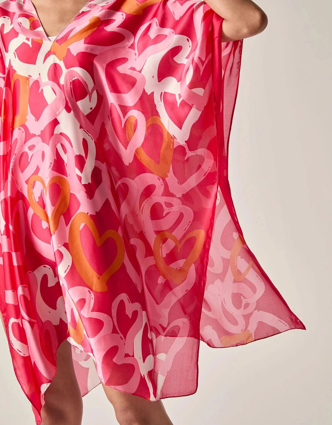 Red Heart Print Kaftan