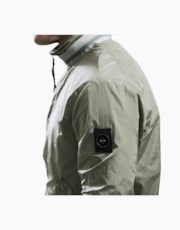 Thumbnail 3 of 3
