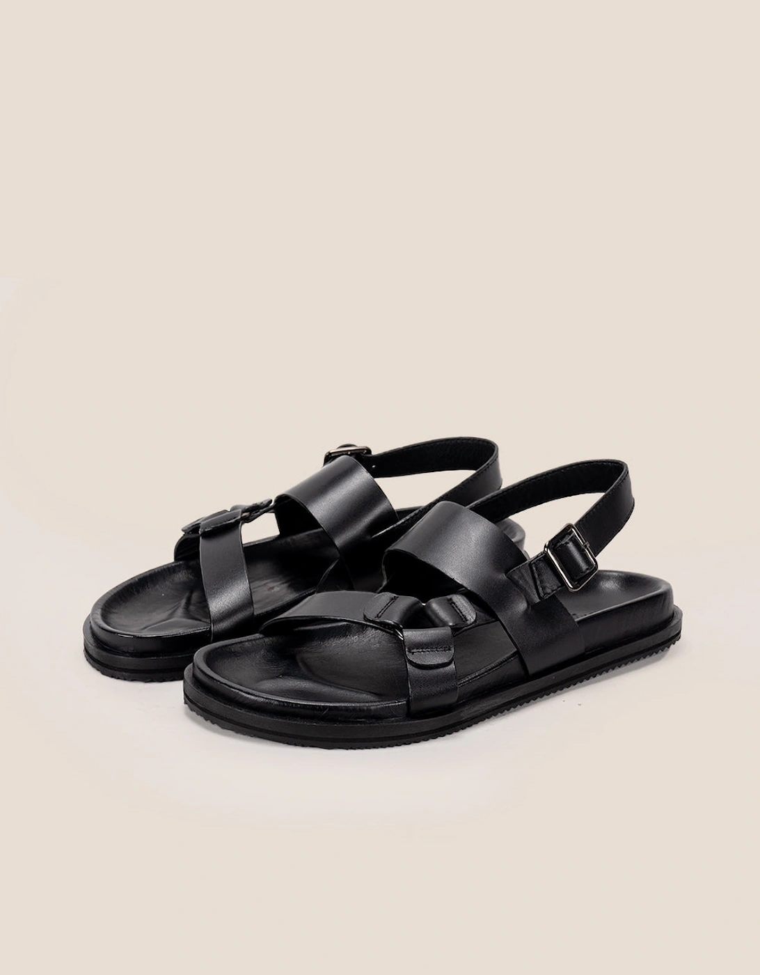 Saxon Black
