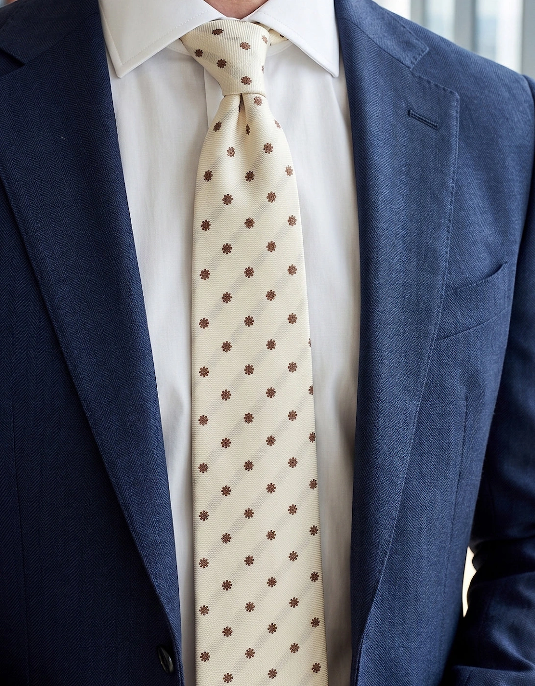 Classic Floral Cream Brown Tie