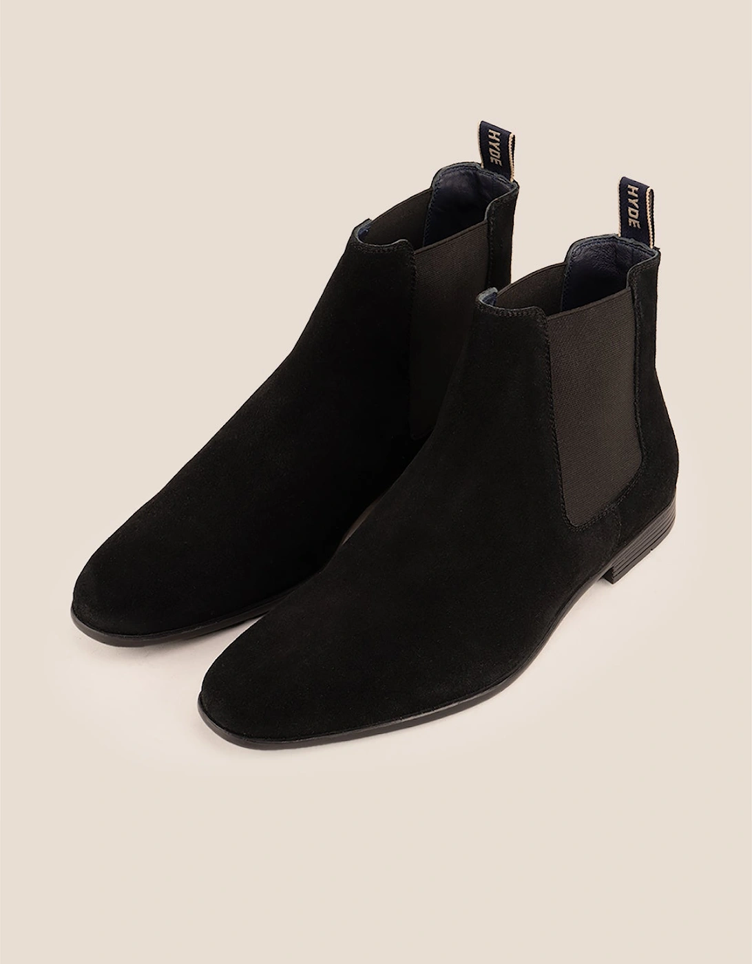 Darwin Black Suede