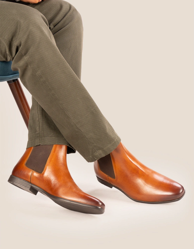 Darwin Tan