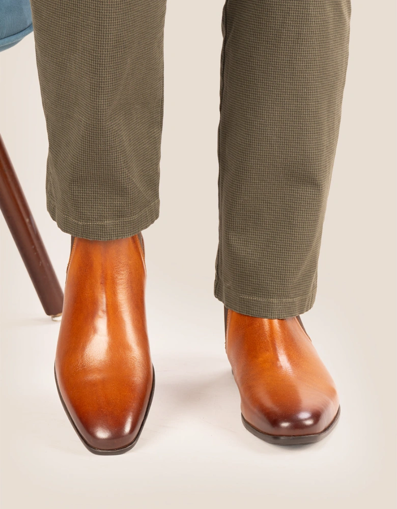 Darwin Tan