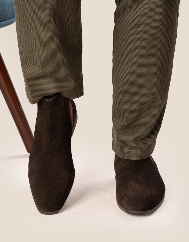 Darwin Brown Suede