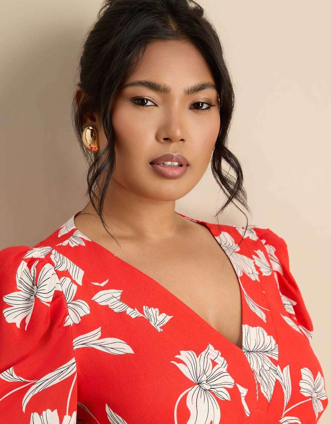 Petite Red Floral V-Neck Puff Sleeve Midi Dress