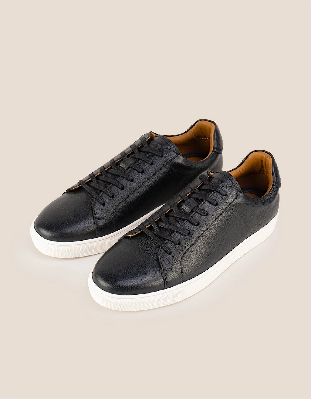 Harper Black Grain