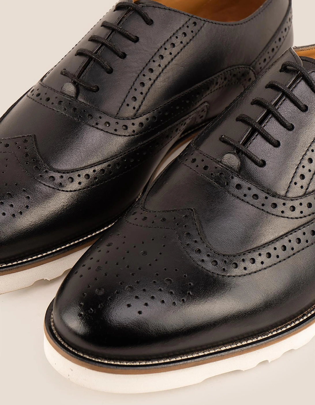 Tyler II Black