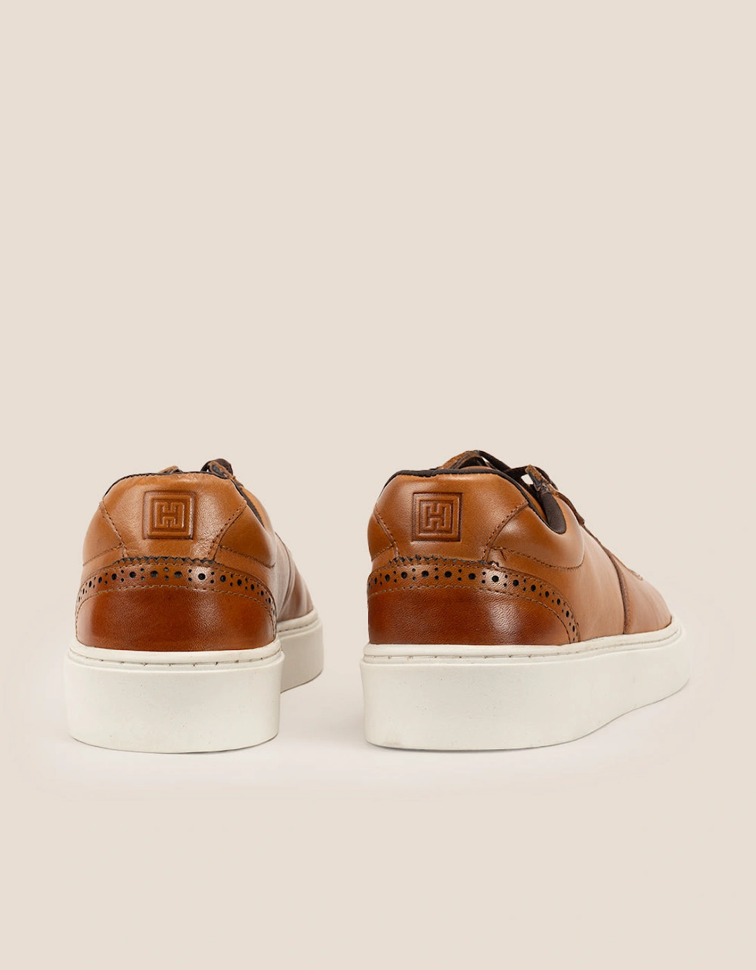 Scout Tan