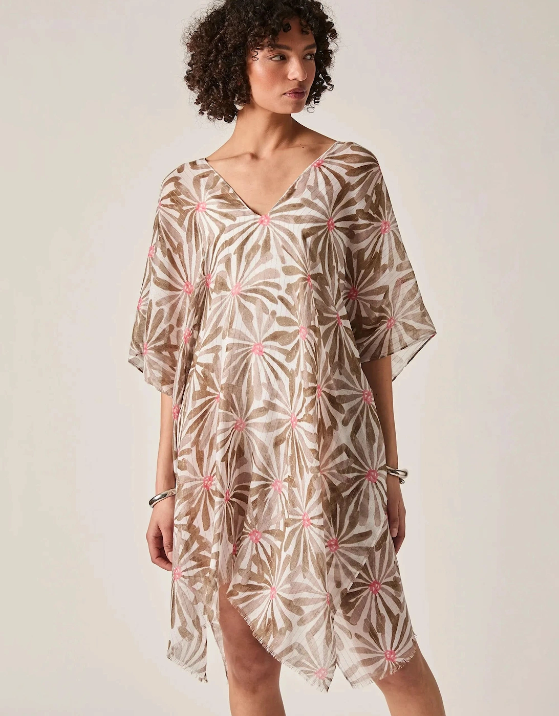 Beige Retro Floral Kaftan