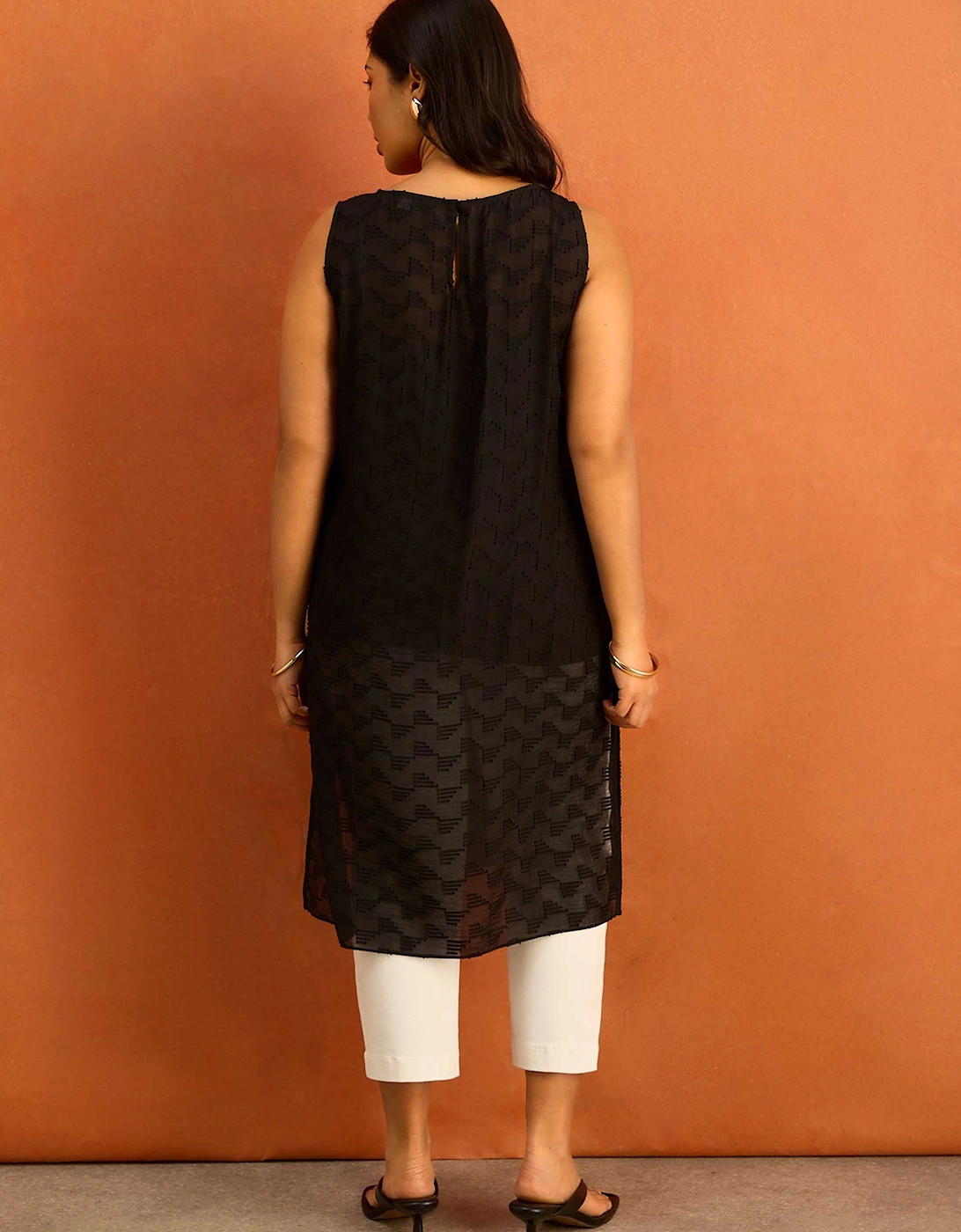 Black Geo Jacquard Side Split Tunic