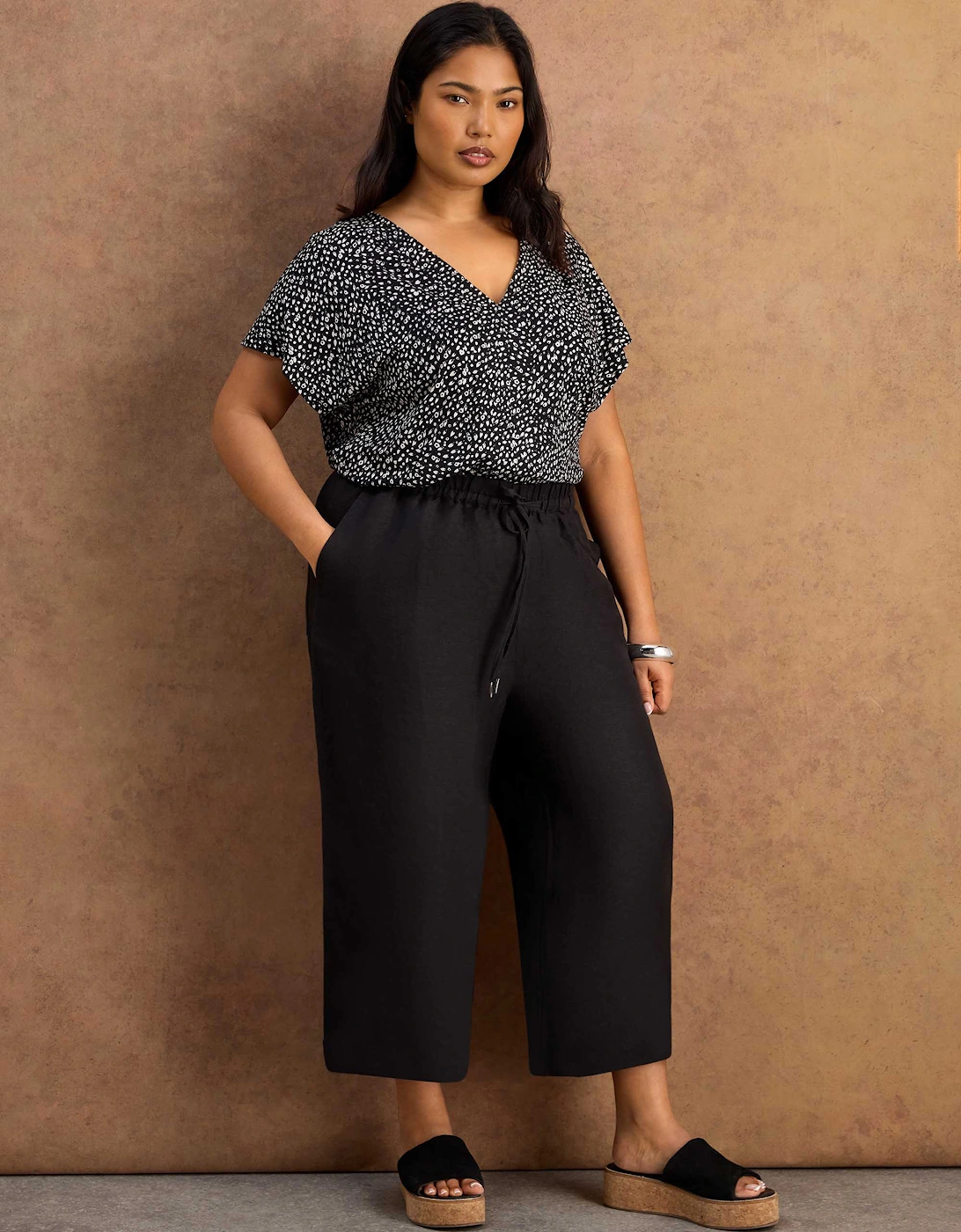 Black Linen Blend Drawstring Cropped Trousers, 5 of 4