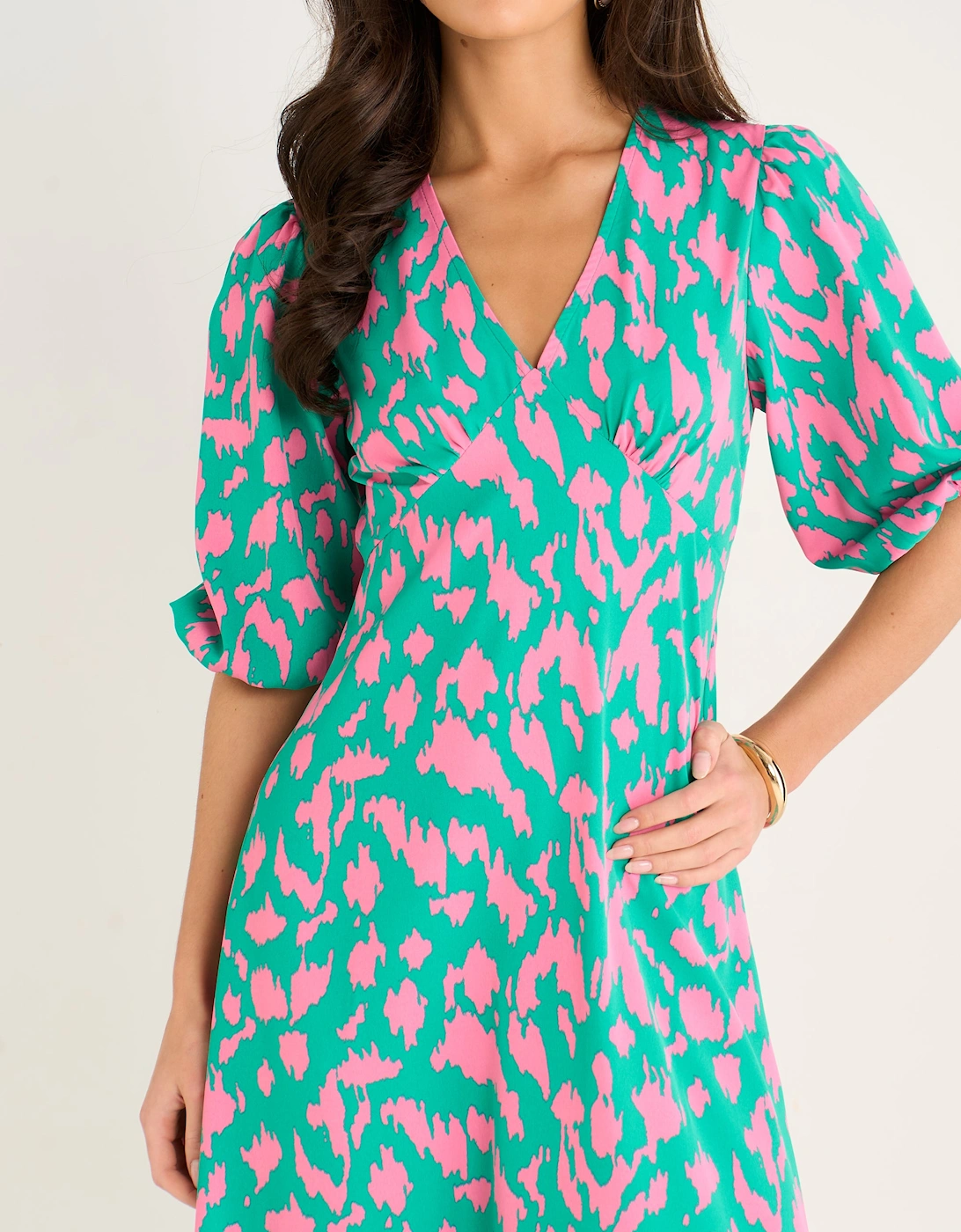 Green Animal Print V Neck Shift Midi Dress