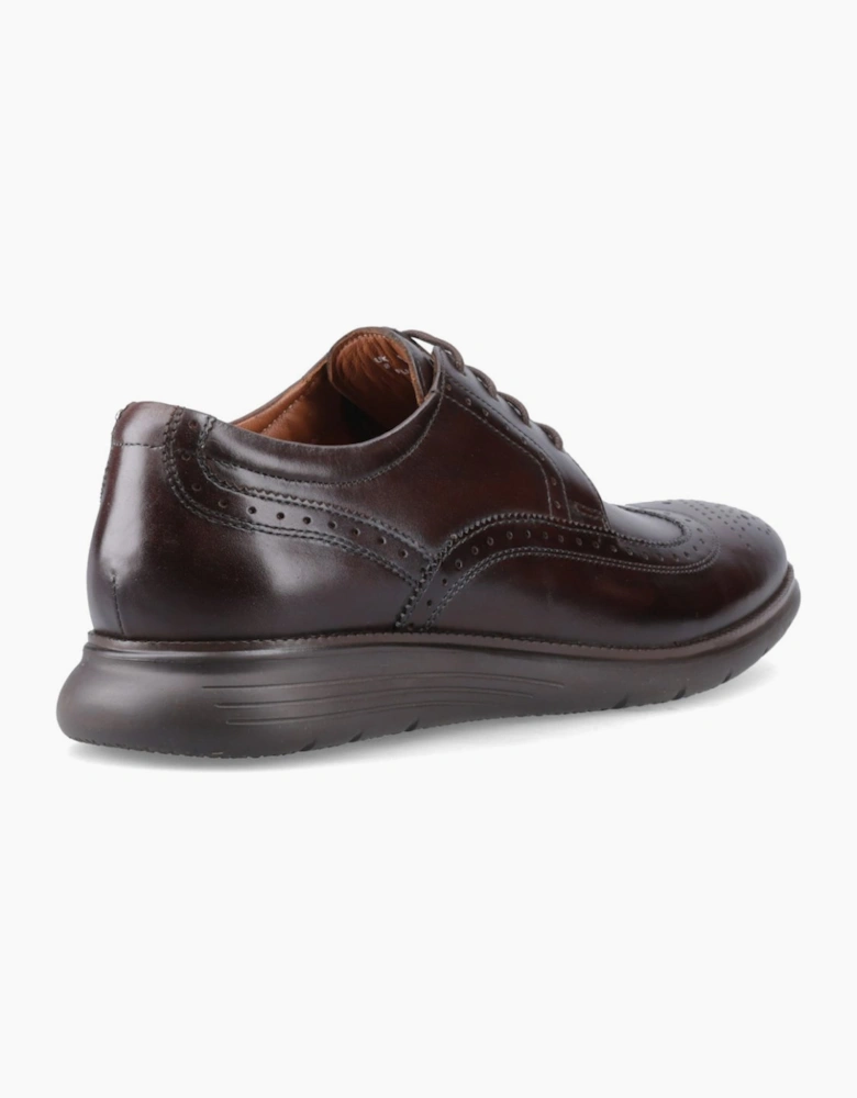 Flight 25 Brogue