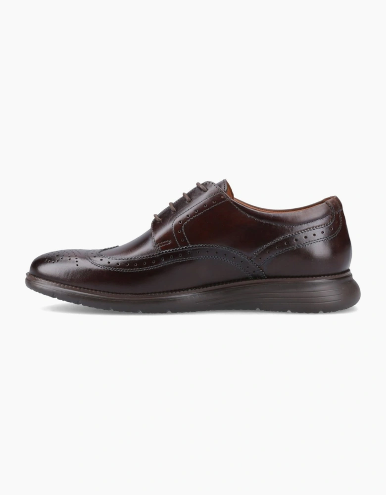 Flight 25 Brogue