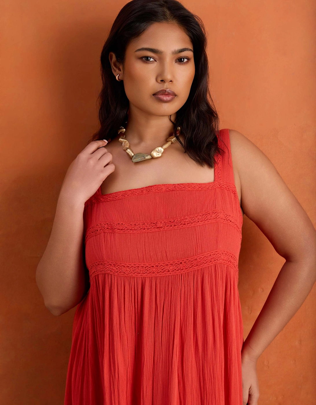 Red Crinkle Pintuck Lace Trim Midaxi Dress