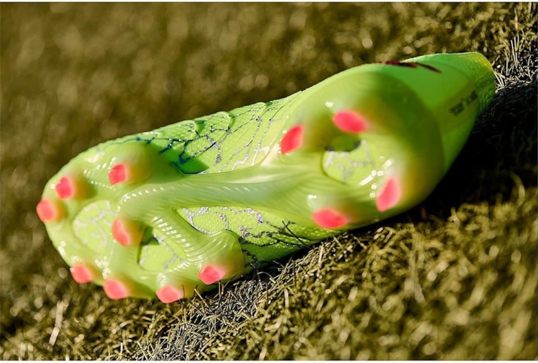 Skx 01 Elite Firm Ground Football Boots