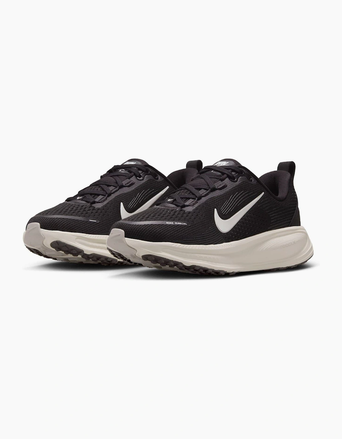 Vomero 18 Low Top Lace-Up Sneakers