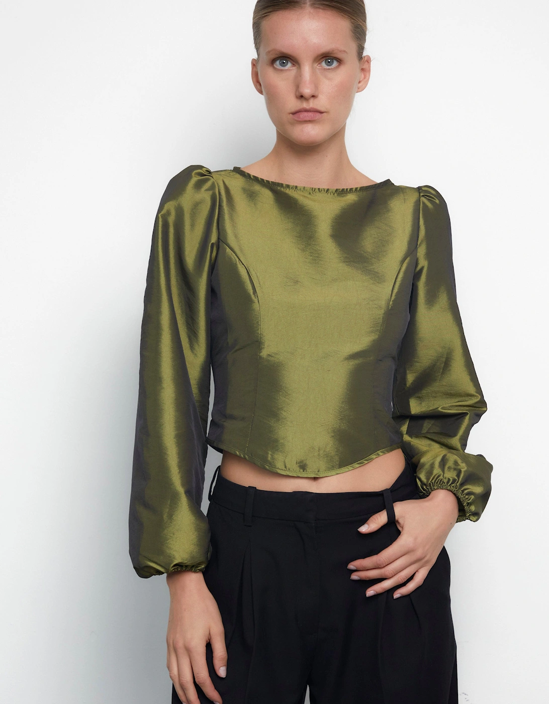 THE EVA TOP