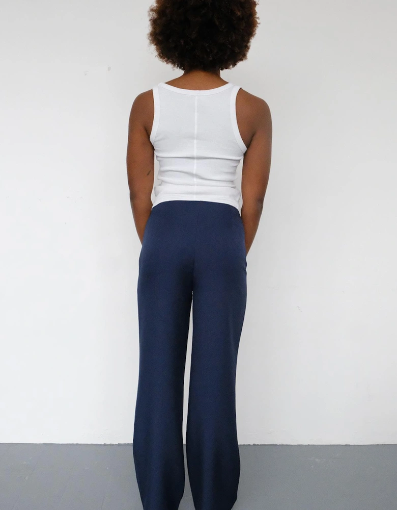 THE CLAUDIA TROUSERS