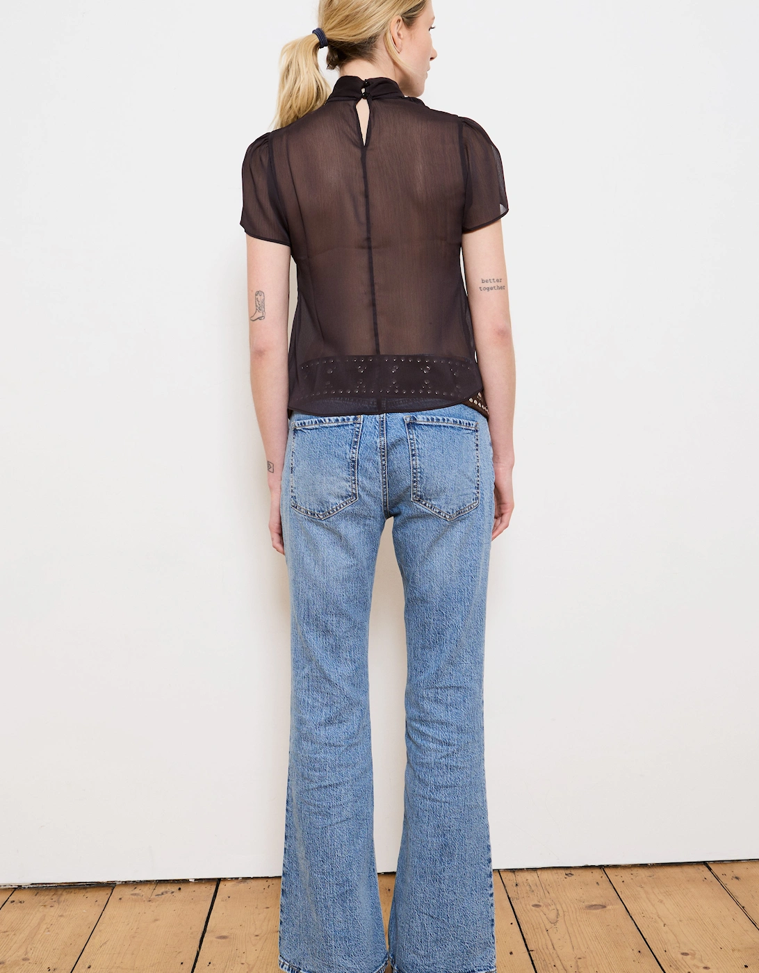 THE MIA TOP