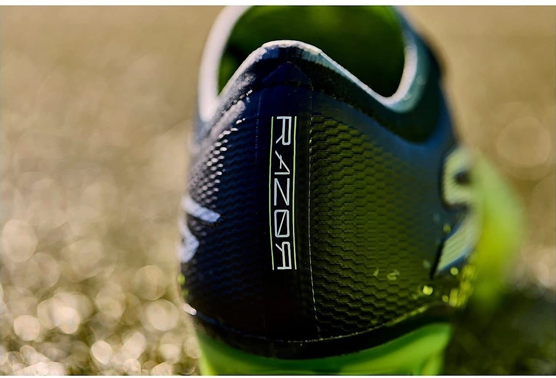 Razor Elite Firm Ground Football Boots