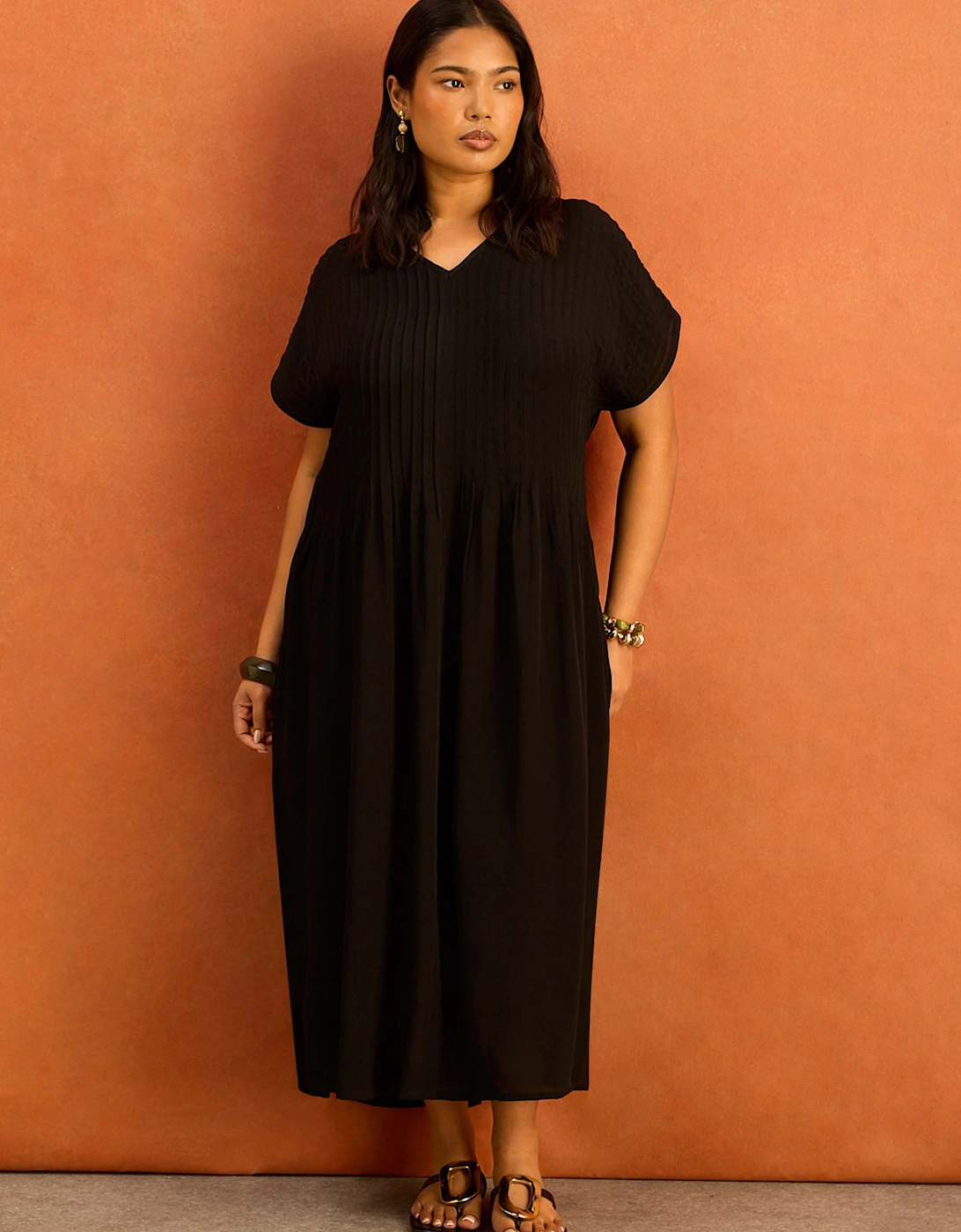 Black Pleated Midi Dress