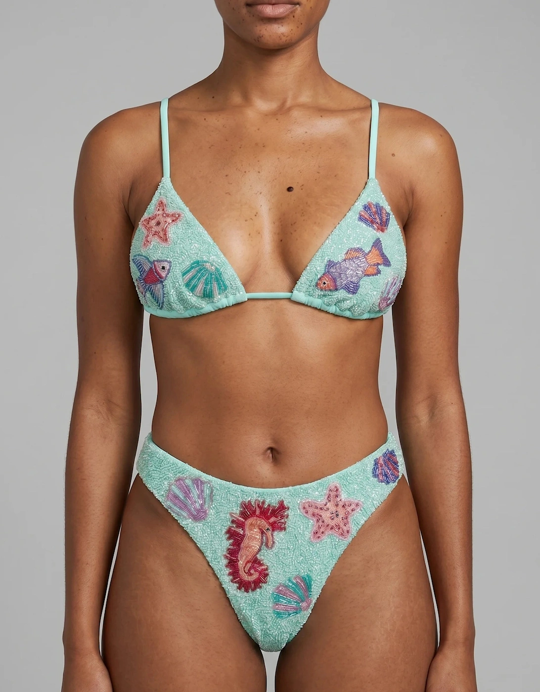 ??? loun Bikini Bottom