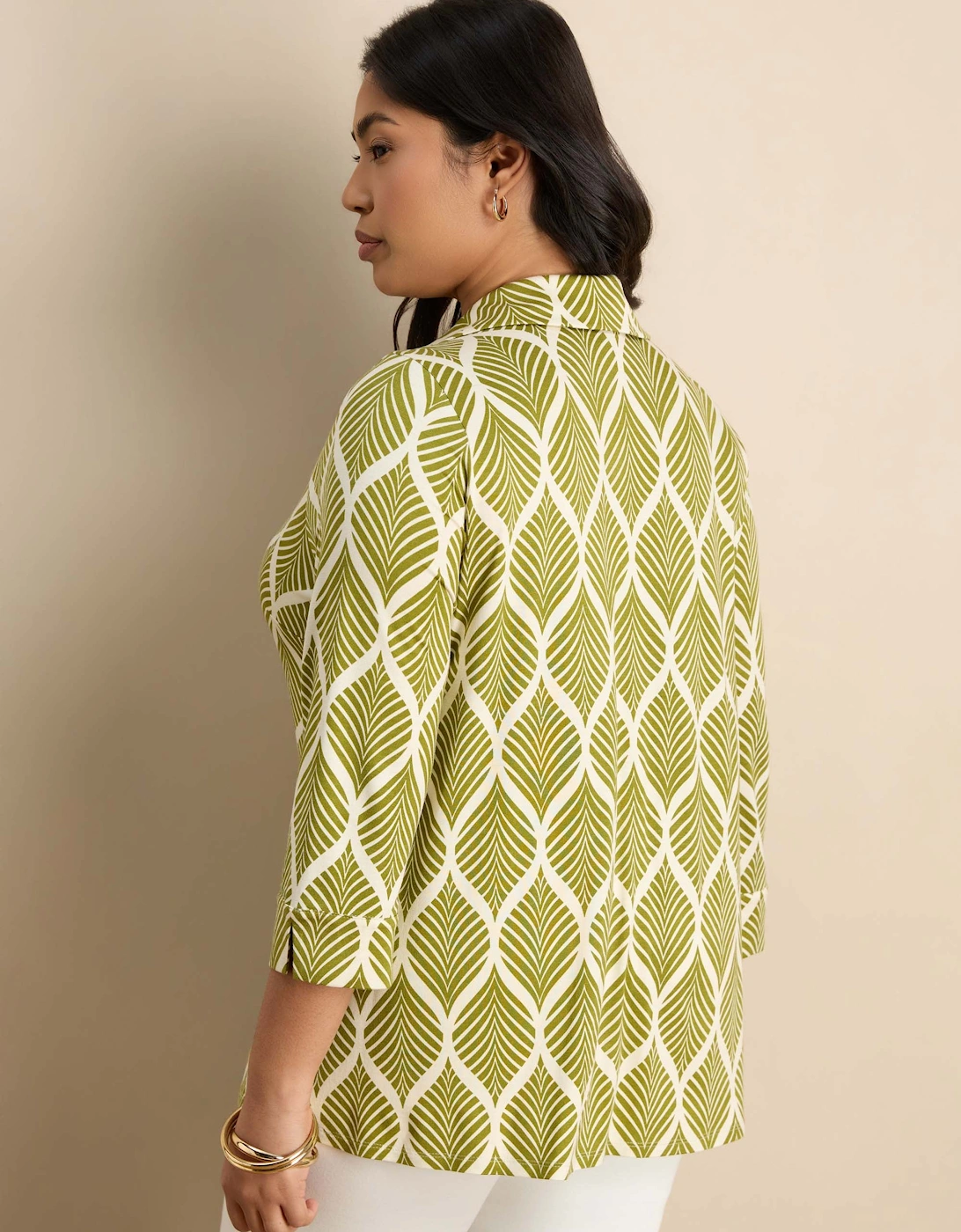 Chartreuse  Print 3/4 Sleeve Collared V-Neck Jersey Top