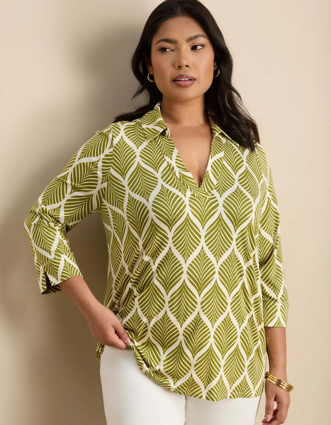 Chartreuse  Print 3/4 Sleeve Collared V-Neck Jersey Top