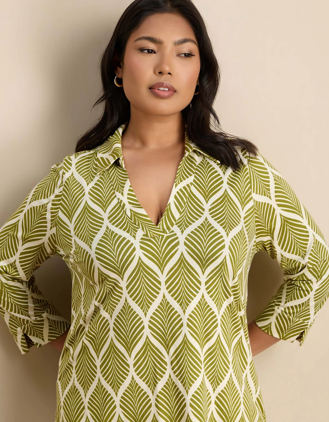 Chartreuse  Print 3/4 Sleeve Collared V-Neck Jersey Top