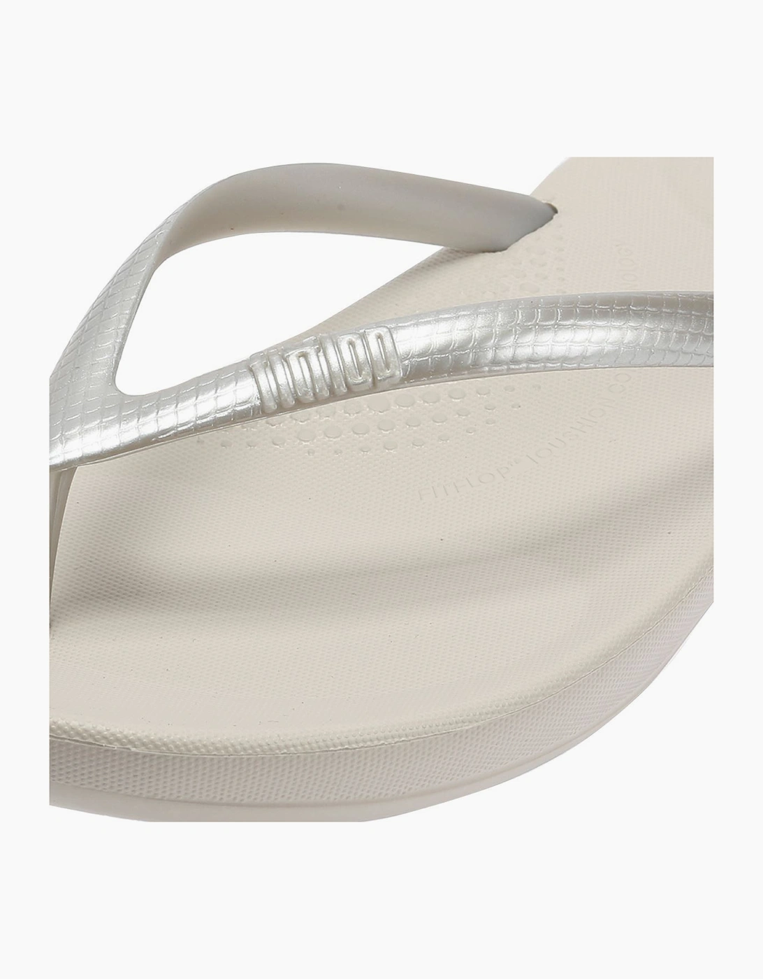FitFlop Iqushion Ergonomic Women's Silver Flip Flops