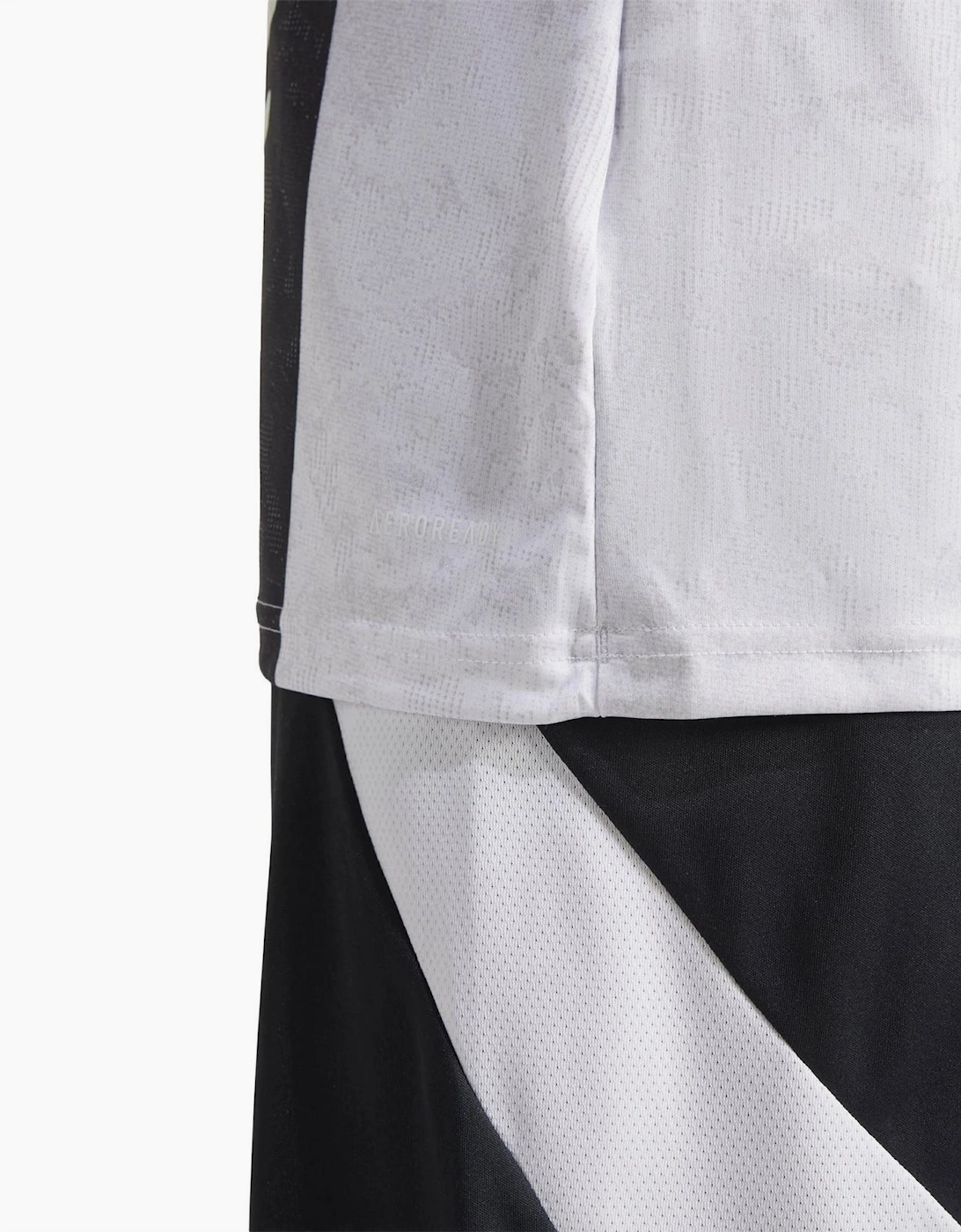 Juventus Prematch Shirt 2024 2025 Adults