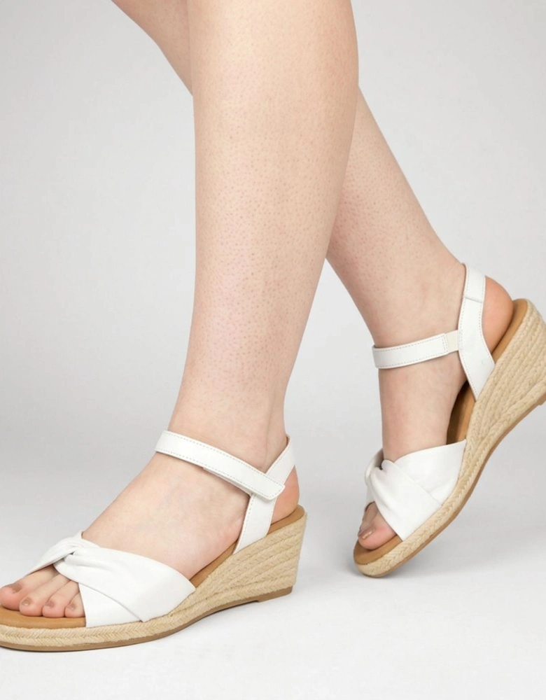 Moon Womens Wedge Heel Sandals