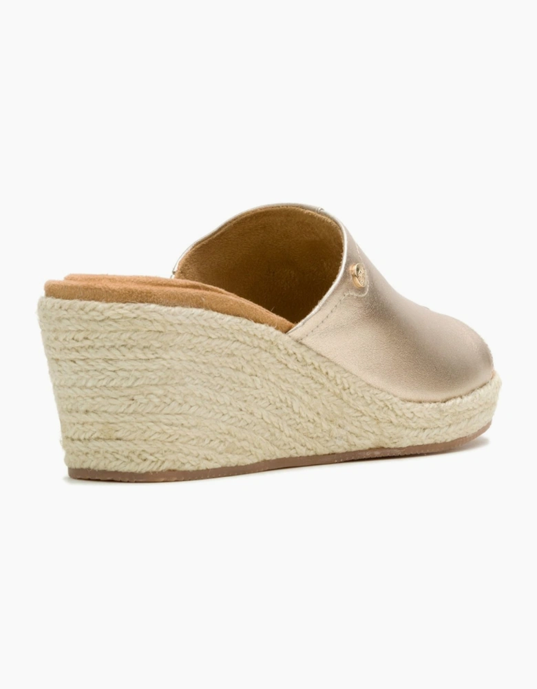 Willow Rattan Womens Sandals