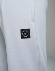 Thumbnail 4 of 4