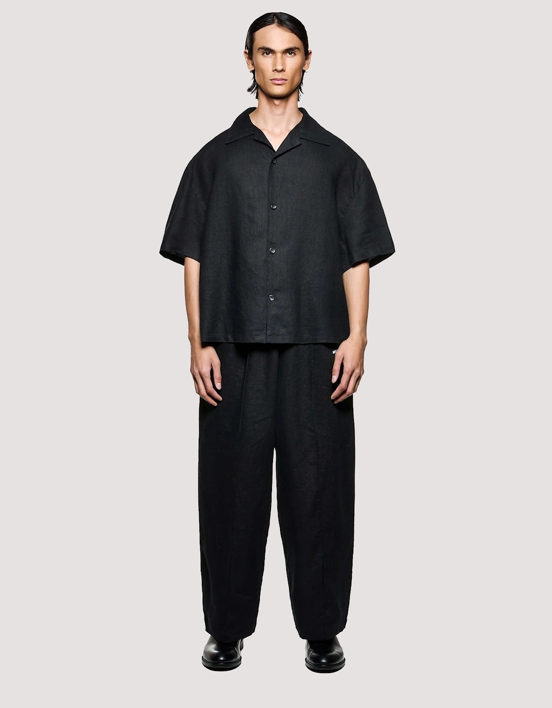 Box Fit Linen Short Sleeve Vacation Shirt