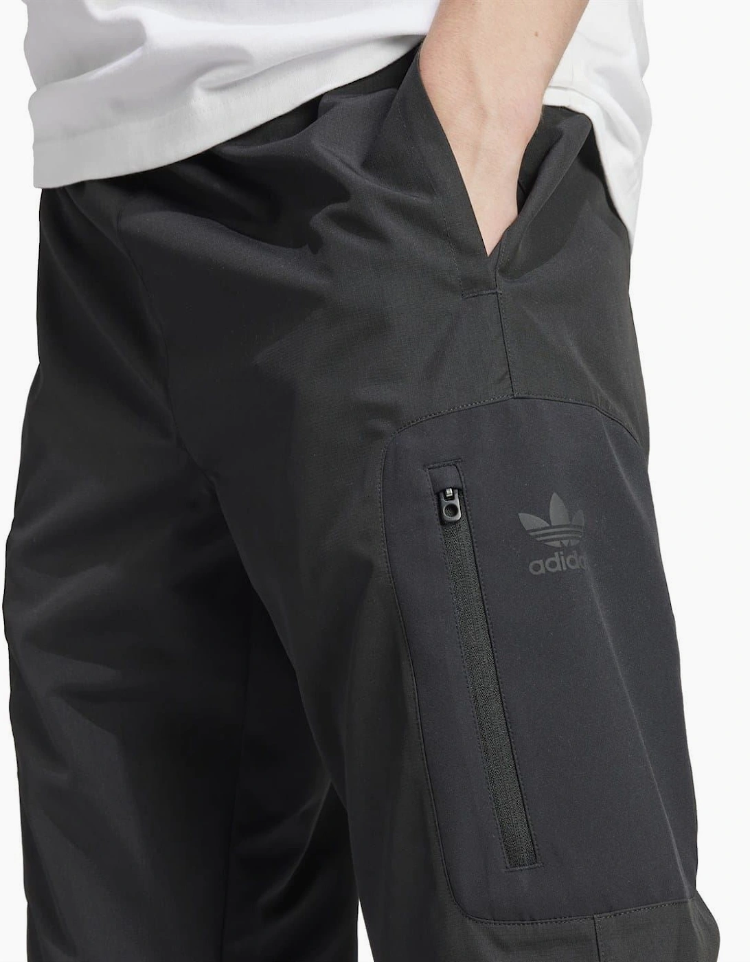 Utility Joggers with Zipped Pocket