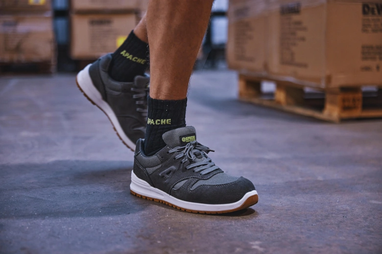 Apache WINNIPEG Mens Safety Trainers Charcoal Grey