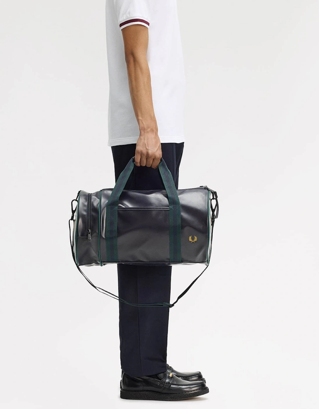 Fred Perry Recycled Polyester Classic Barrel Bag - Navy/Grassroots 83A