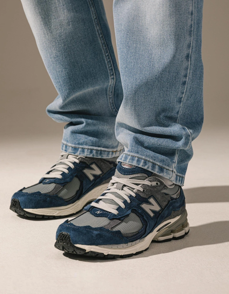 2002D Protection Pack Sneakers