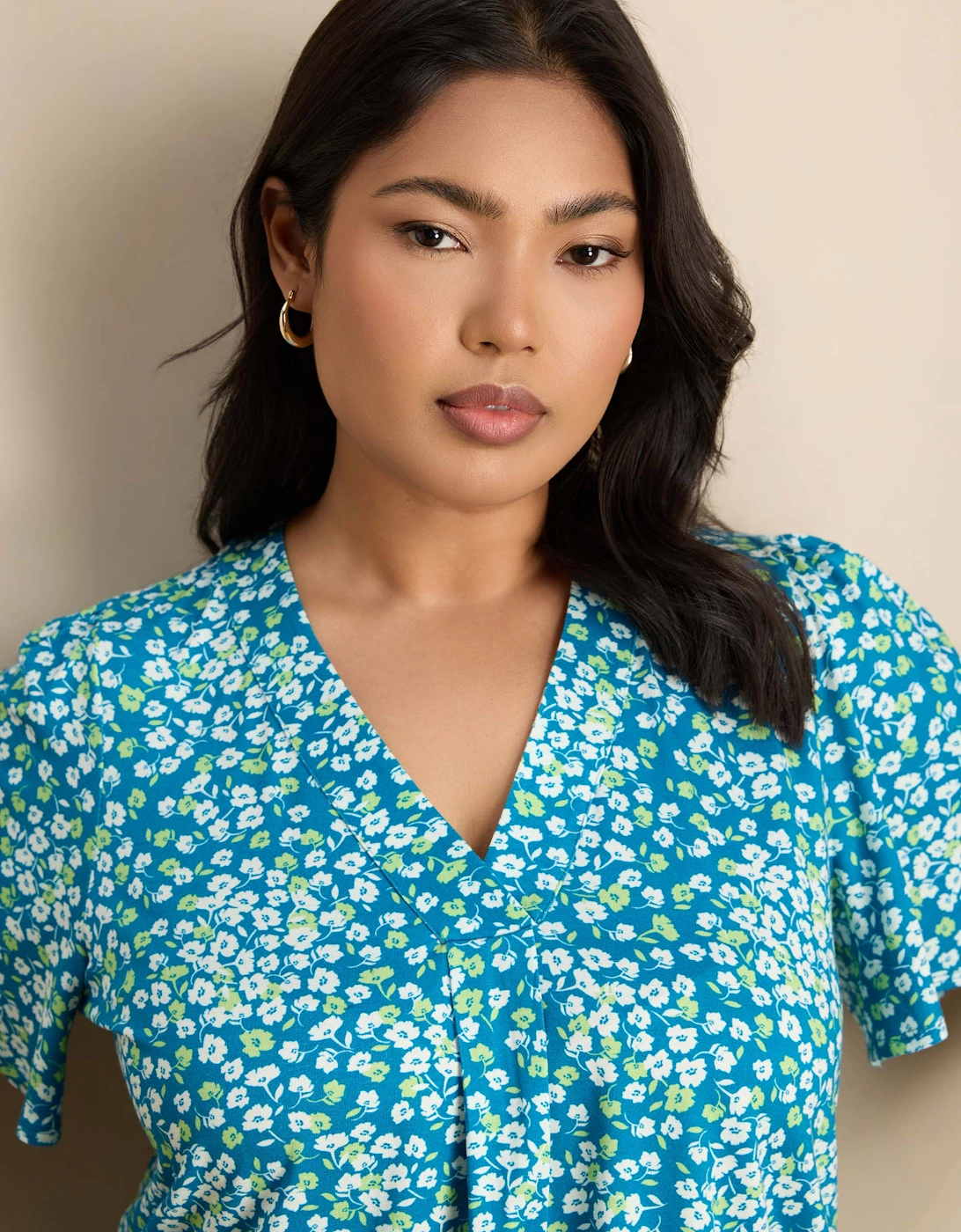 Blue Ditsy Print V-Neck Flutter Sleeve Jersey Top