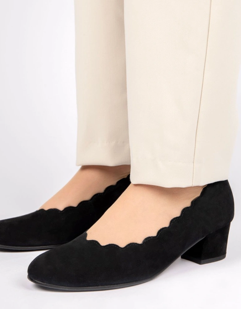 Gigi Womens Court Shoes
