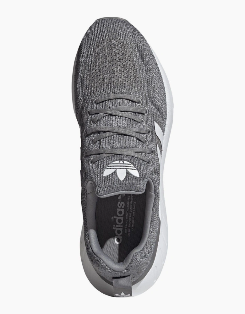 Swift Run 22 Lace-Up Low Top Sneakers