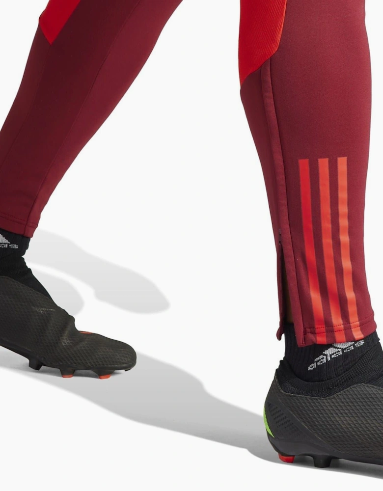 Manchester United Training Bottoms 2023 2024 Adults