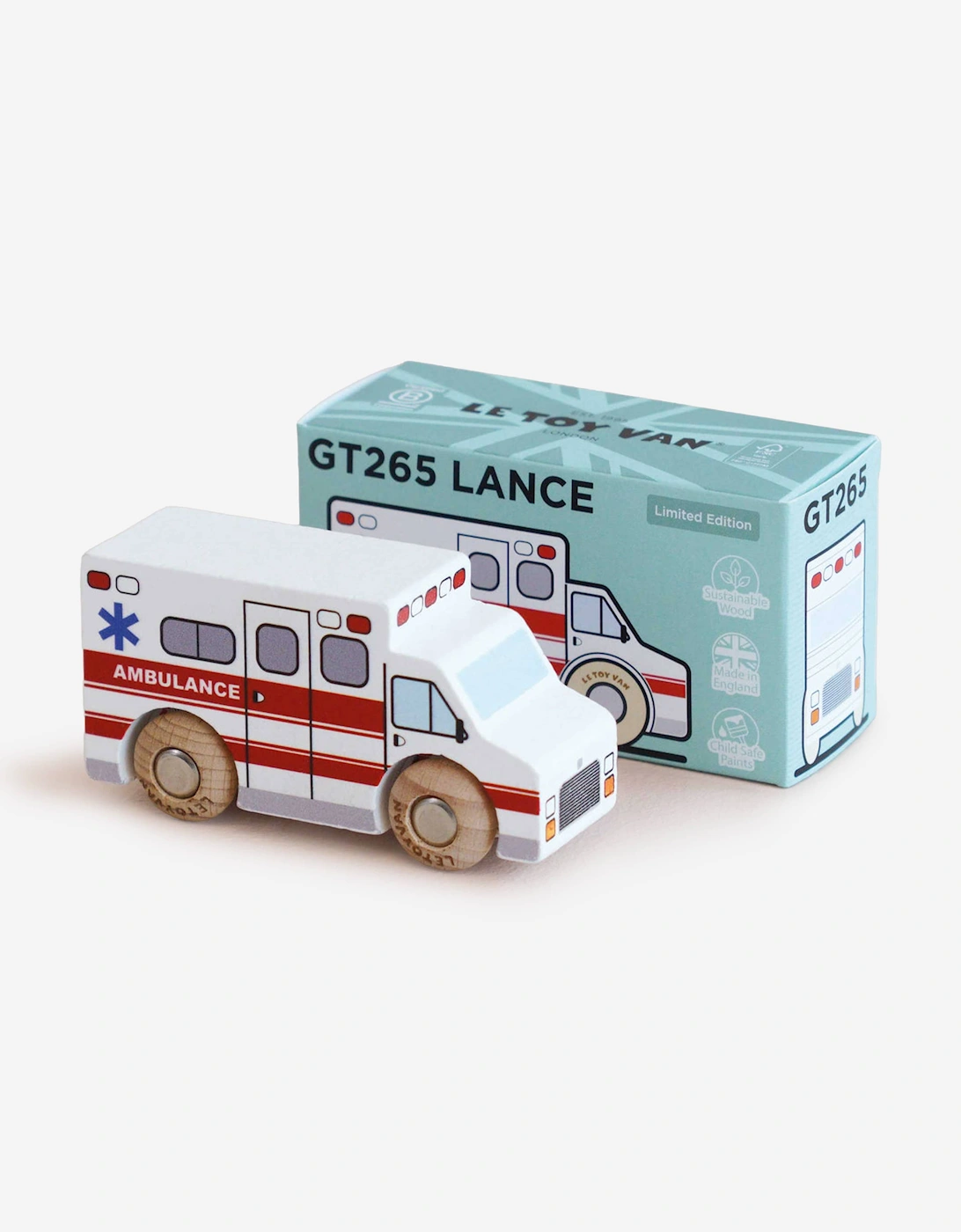 Le Toy Van GT265 Lance Wooden Toy Amublance in White (W:9cm x D:3cm x H:5cm)