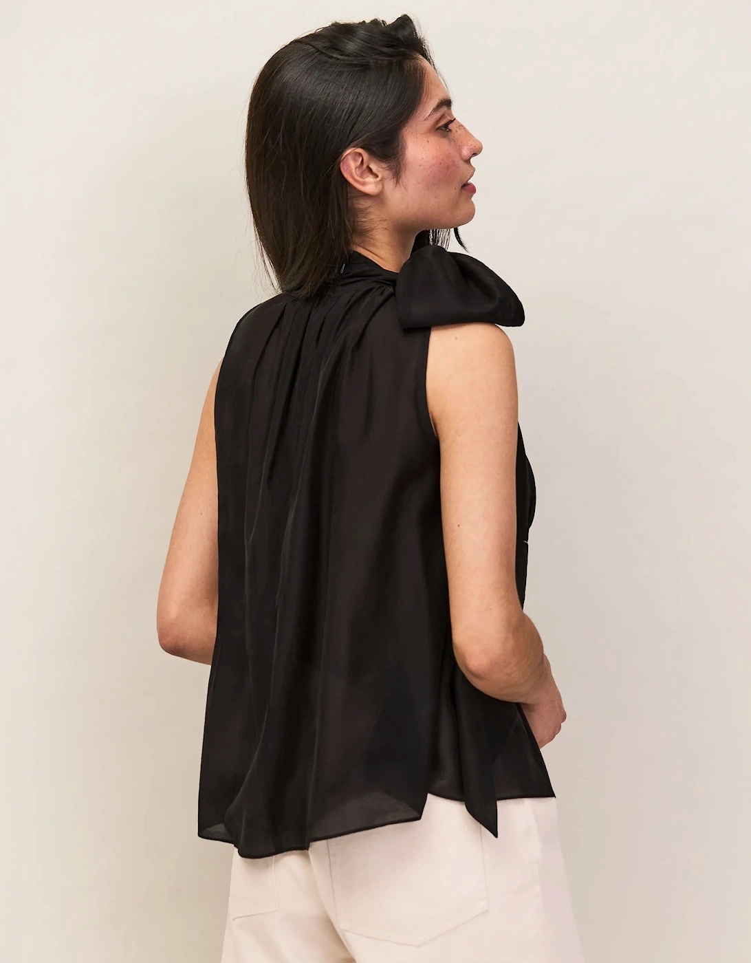 Black Bow Detail Sleeveless Blouse