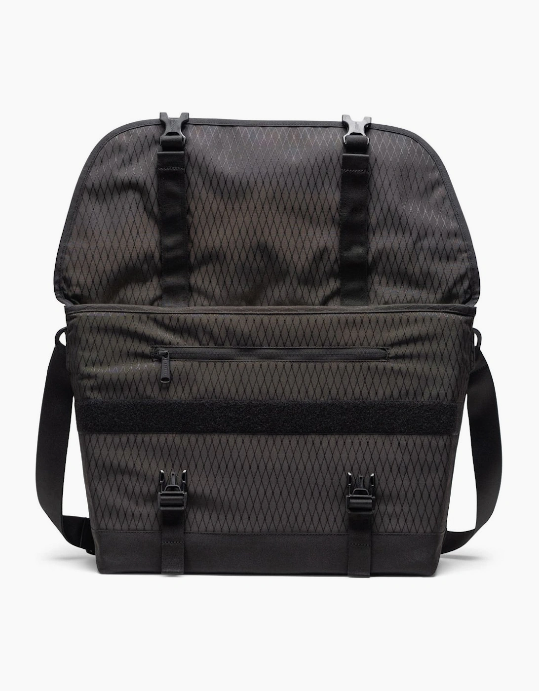 Cove Large Messenger Bag