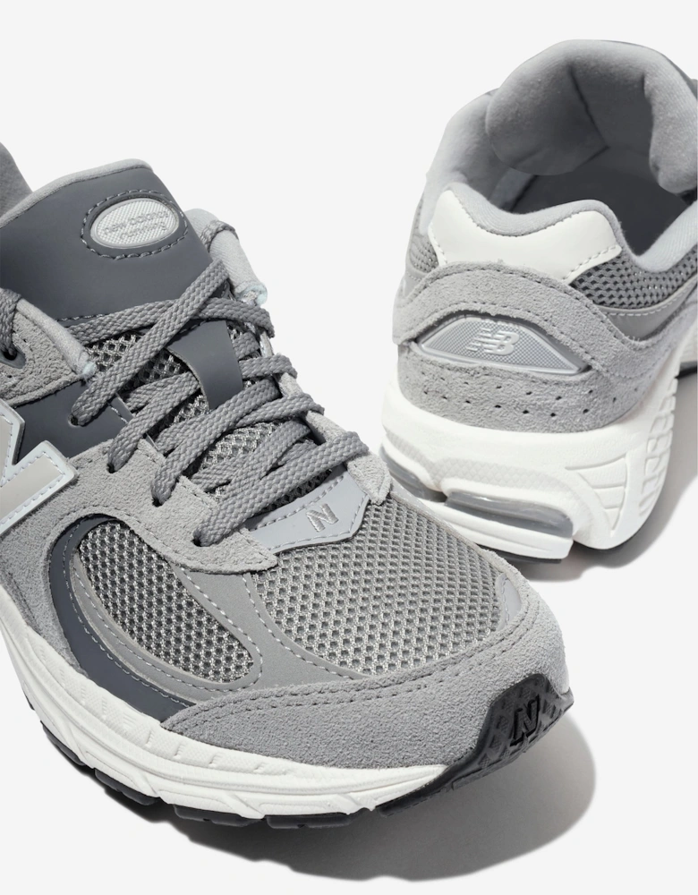 New Balance Kids 2002 Lace Up Logo Trainers in Grey