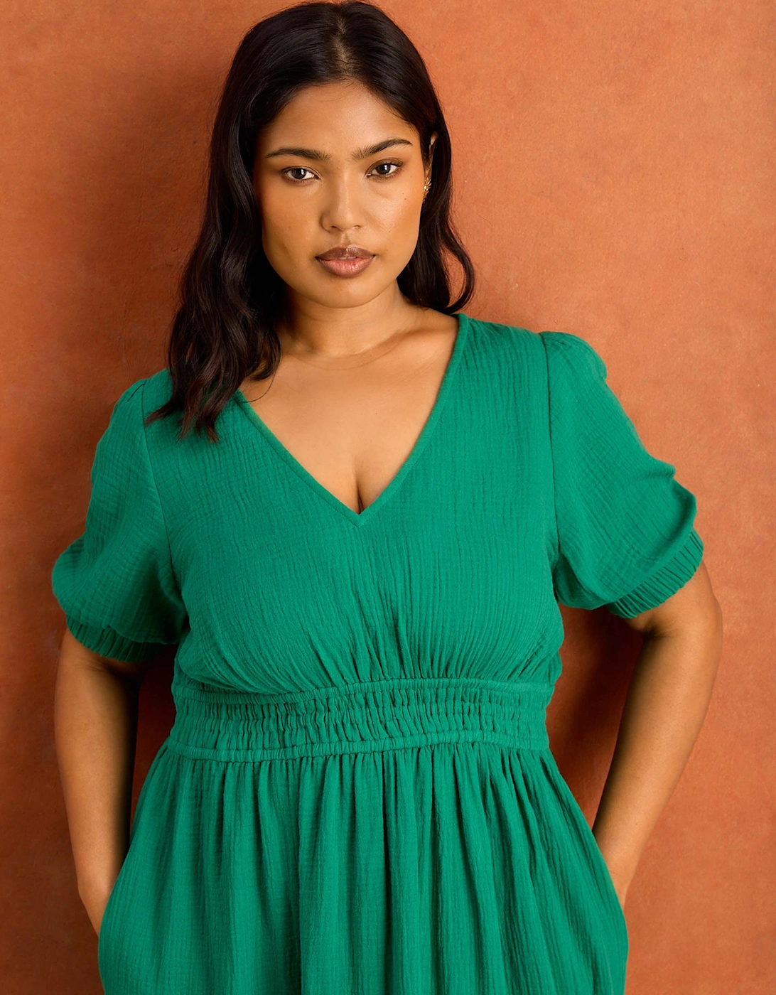 Green Cheesecloth V Neck Maxi Dress