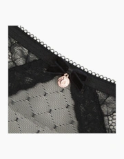 Thumbnail 3 of 3